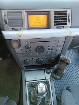 Prodám Opel Vectra 1.8 16V GTS - 9