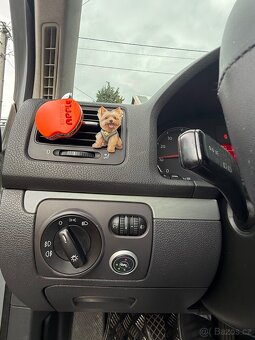 Volkswagen Golf V - 1.6 MPI - NOVÁ STK - 9