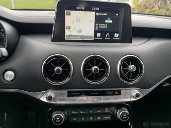 Kia Stinger 2.0 T-GDi 188kW 4x4 - 9