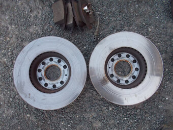 Díly podvozku VW Touran 1.4TSI 103kw - 9