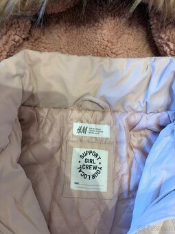 Balík oblečení pro holčičku 134-140, kusů 19ks, bunda next - 9