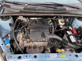 Toyota Yaris 1.0 VVT-i - 9