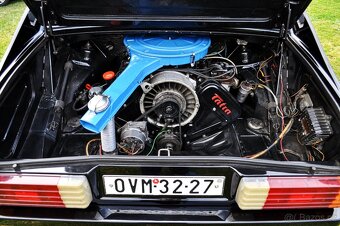 Tatra 613 - 9
