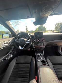 Mercedes-Benz CLA45 AMG Facelift - 9