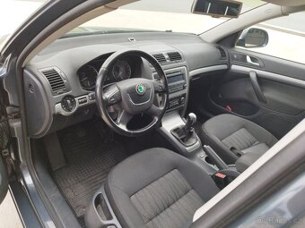 ŠKODA OCTAVIA II, FACELIFT,1.4TSI,SERVISNÍ KNIHA - 9