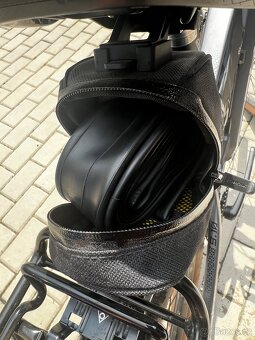 CRUSSIS ONE-Largo 9.10 900 Wh 18" rám - 9