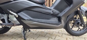 Yamaha x-max 125 - 9