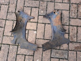 Jawa 150 352 125 351 - Podsedlové plechy - 9