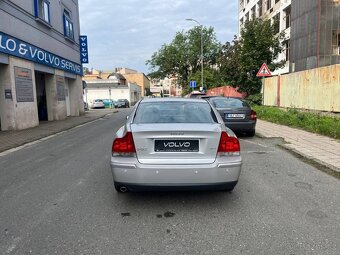 Volvo S60 2.5T 154kW Automat - 9