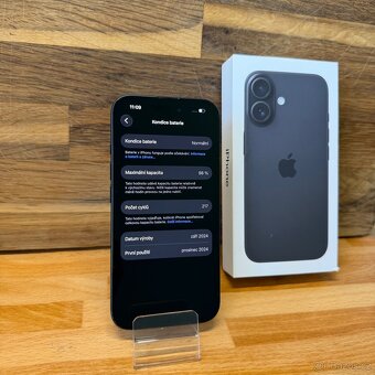 iPhone 16 256GB, černý 98% bat. (Rok záruka) - 9