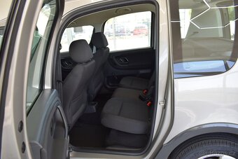 Škoda Roomster 1,2 TSi 63 kW, 1.maj,SCOUT,digiklima, - 9