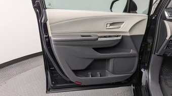 2021 TOYOTA SIENNA LE HYBRID - 8 miest - 9