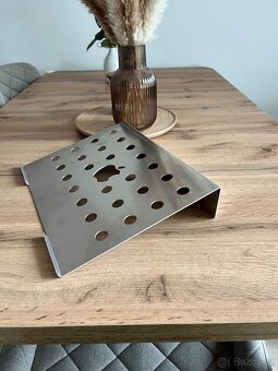 Stojan na MacBook - 9
