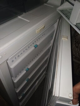 Lednice s mrazákem Calex - 9
