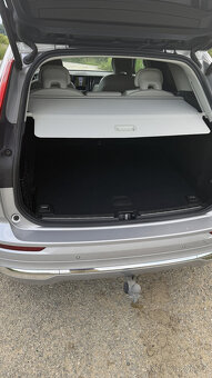 olvo XC60 2.0 B4 mHEV Plus Bright AWD A/T - 9