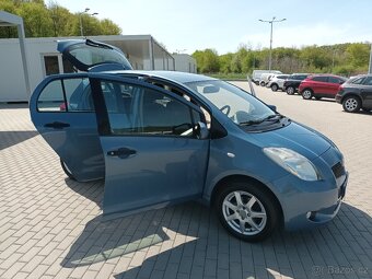 Toyota Yaris 1,3 64kw,KLIMA,KOLA - 9