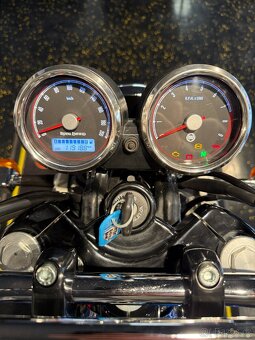 Royal Enfield Interceptor 650 - 9