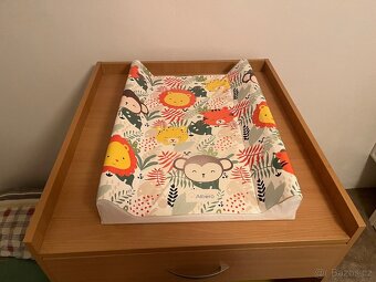 Přebalovací pult větších rozměrů - 9