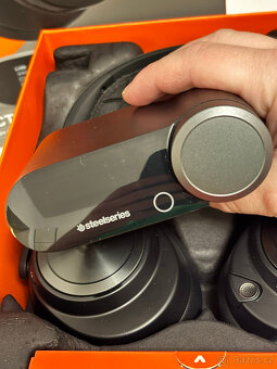 🎧 Herní sluchátka SteelSeries Arctis Nova Pro Wireless - 9