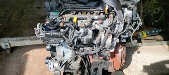 Motor diesel PSA - 9