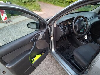 Ford focus 1.8 tdci 2003 hatchback - 9
