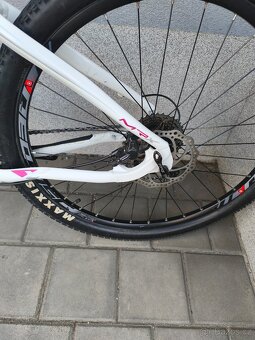 Horské kolo MTB 27,5" - 9