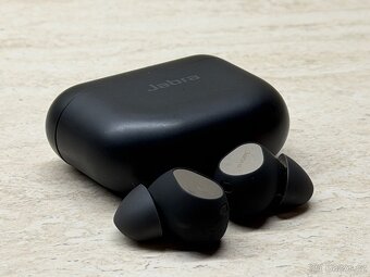 Jabra Elite 10 - 9