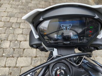 Triumph Street triple 765 RS 2020 - 9