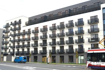 Pronájem novostavby bytu 1+kk s balkonem v centru Olomouce, - 9