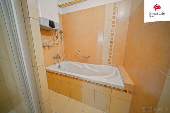 Prodej rodinného domu 550 m2, Moravany - 9