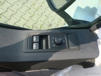 Prodám Volkswagen Transporter T6 2.0 TDi 110 kW 8-míst DPH - 9