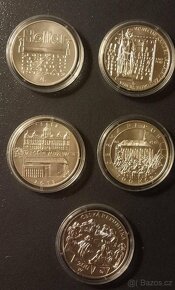 soubor 28 stříbrných mincí motiv Praha 1948 - 2020 - 9