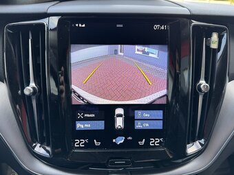 Volvo XC60 2.0i B5 AWD Momentum PRO Full LED Automat Navi - 9