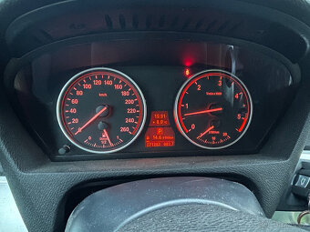 BMW X5 E70 4.0D 225kw - 9