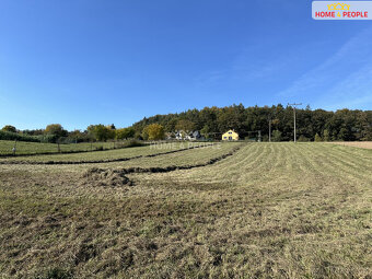 prodej st. pozemků 1.244 a 1.363 m2, Černé Voděrady, Praha - - 9