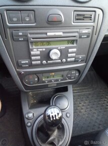 Ford Fusion 1.616v 74kw 2006 Style - 9