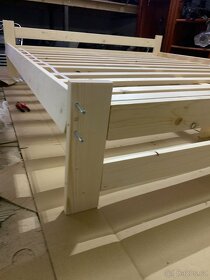 drevena postel 180x200 borovice manzelska S rostem - 9