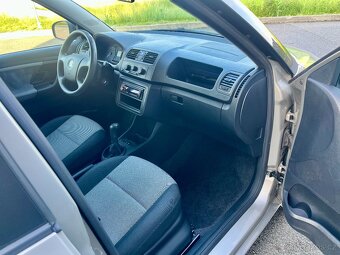 Škoda Fabia Combi 1.4i 16V 63kw KLIMATIZACE El. okna ISOfix - 9
