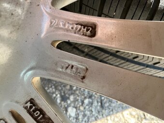 Originál hliníková kola 17" na Mercedes-Benz - 235/45/17 - 9