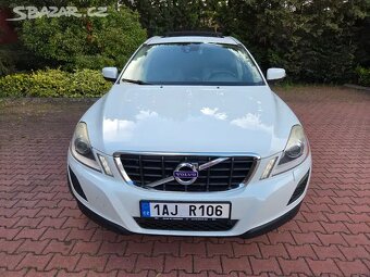 Volvo XC60 2.4 D5 Summum,2013,tažné,kamera,xenon, automat - 9