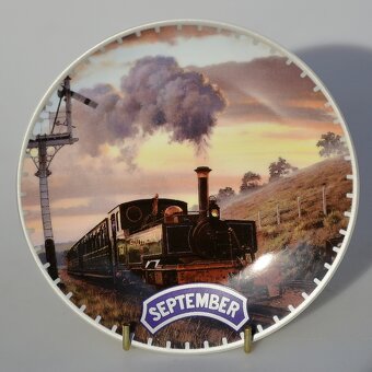 Vlaky 12 měsíců v roce -12 ks porcelánové talíře - 9