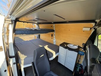 Obytná dodávka Renault Master 2.3 dci 92kw - 9