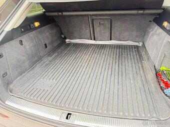 Audi A6 Allroad 3,0 TDI,tazne, Matrix,Nez.topeni,Keylles - 9