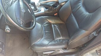 Prodám Volvo XC70 CROSS COUNTRY D5 136kw AWD - 9