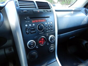 Suzuki Grand Vitara 1.6 VVT 4x4, r.v. 2010, 121 000 km, výbo - 9