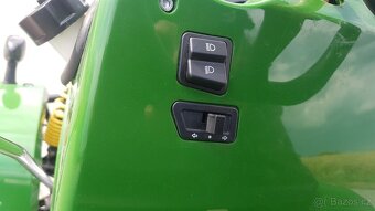 Dětský čtyřtaktní zahradní traktor s přívěsem 110ccm zelený - 9