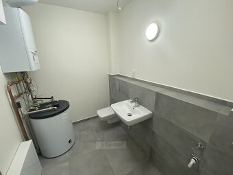 Pronájem bytu 4+kk, 80 m² + 130 m² zahrada, Roudné - 9