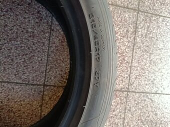 Letní pneu 215/45 R17 2xMichelin, 2xGoodyear - 9