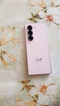 Samsung Galaxy Z Fold6 5G 12 GB / 512 GB růžový - 9