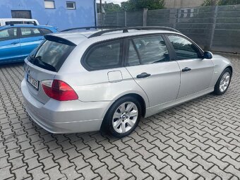 BMW 320i combi 110kw 2006, velmi slušný stav - 9